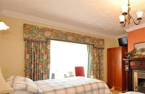 Lynfield Guest House Galway 3*,